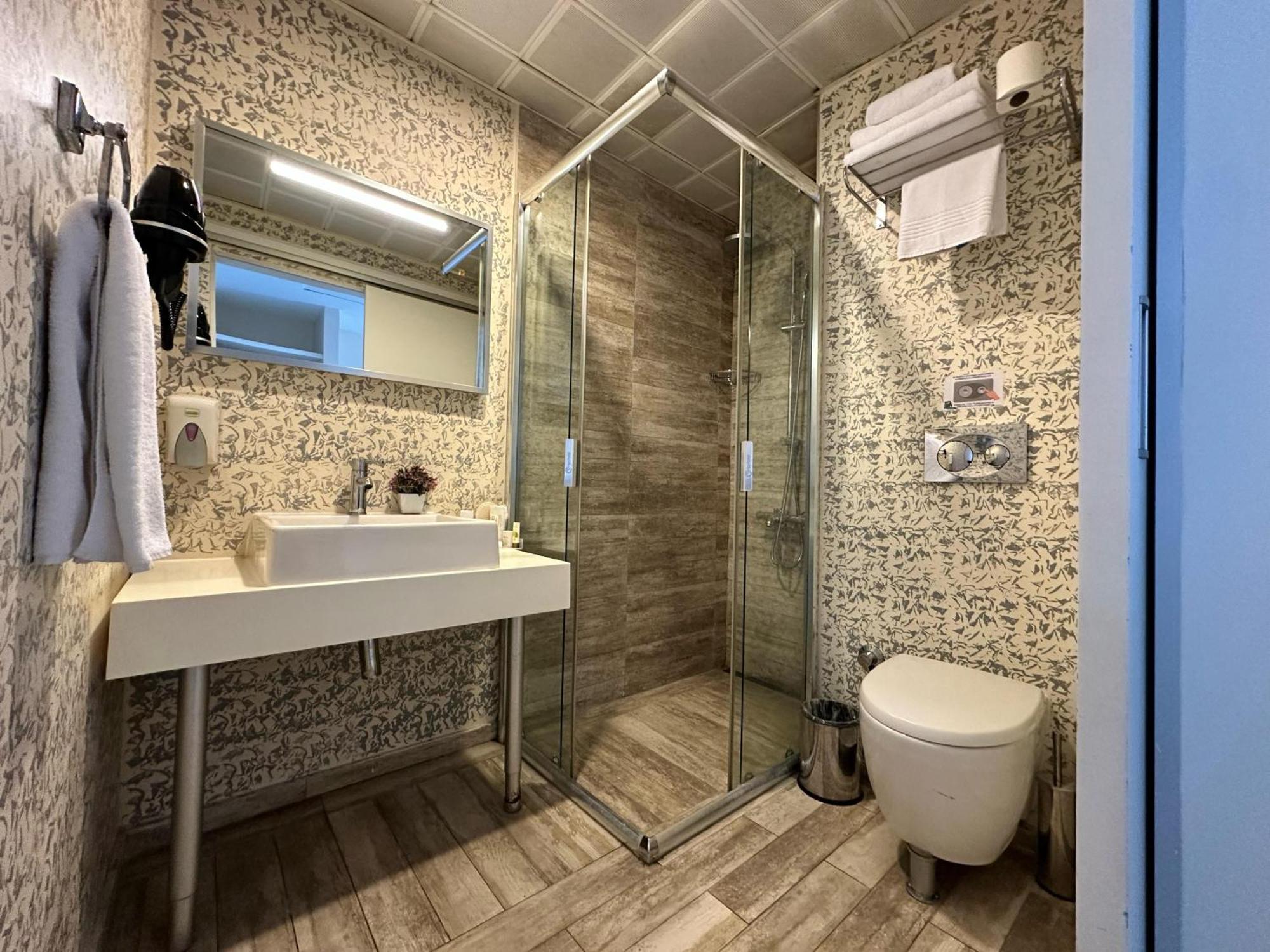 Tempo Hotel 4Levent Стамбул Экстерьер фото